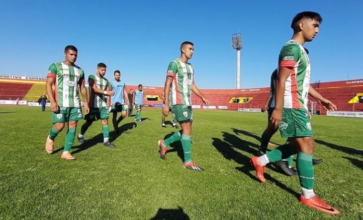 Líder Berazategui empató con Deportivo Español en la Primera C