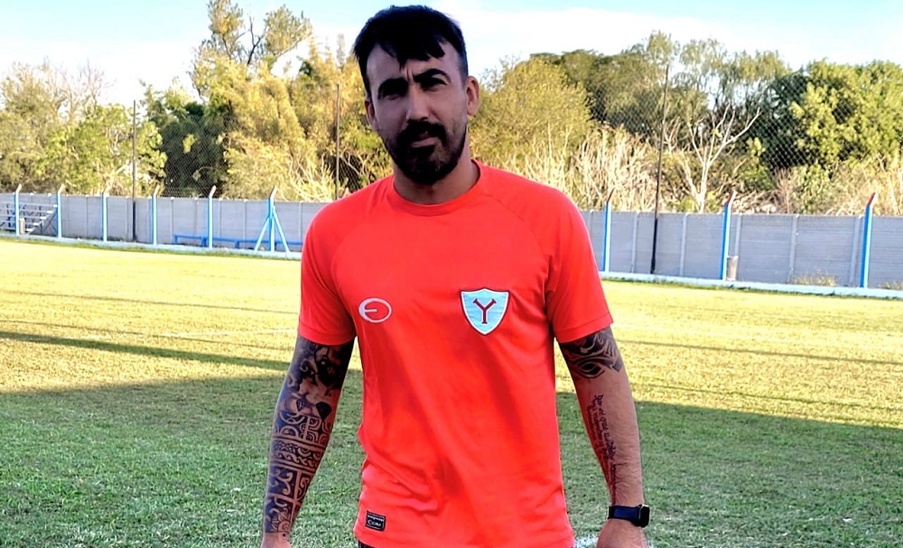 Camisa Reserva Yupanqui 2023